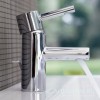 Смеситель Grohe Essence для умывальника с д/к гибкая подводка Смеситель Grohe Essence для умывальника с д/к гибкая подводка